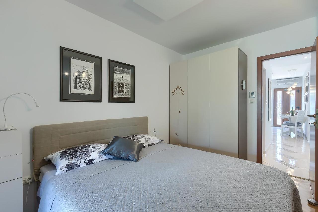 Apartment Palm View II Rovinj Zewnętrze zdjęcie